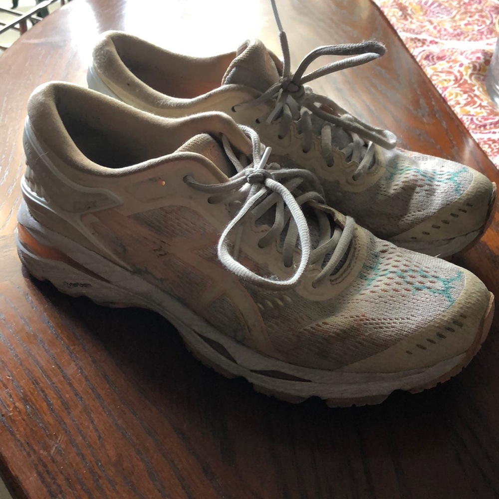 ASICS Gel Kayano 24 Lite Show